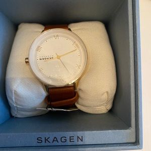 Skagen watch brown with gold details